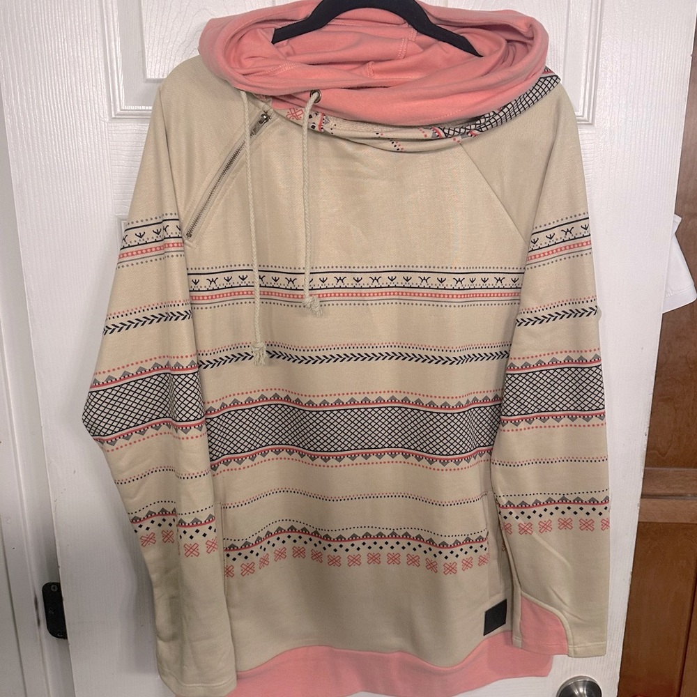 AMPERSAND AVE HOODIE 3XL (fits more like xl)